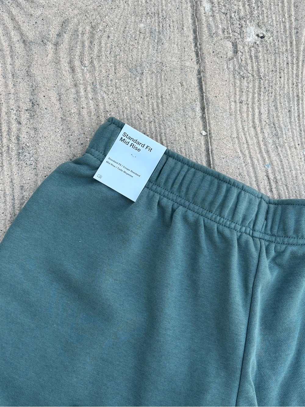 NIKE women's medium fleece Sweat Shorts lot bundle NEW & like new pockets - Picture 4 of 5